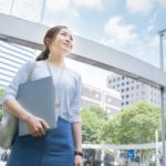 外出先でノートパソコンを使う